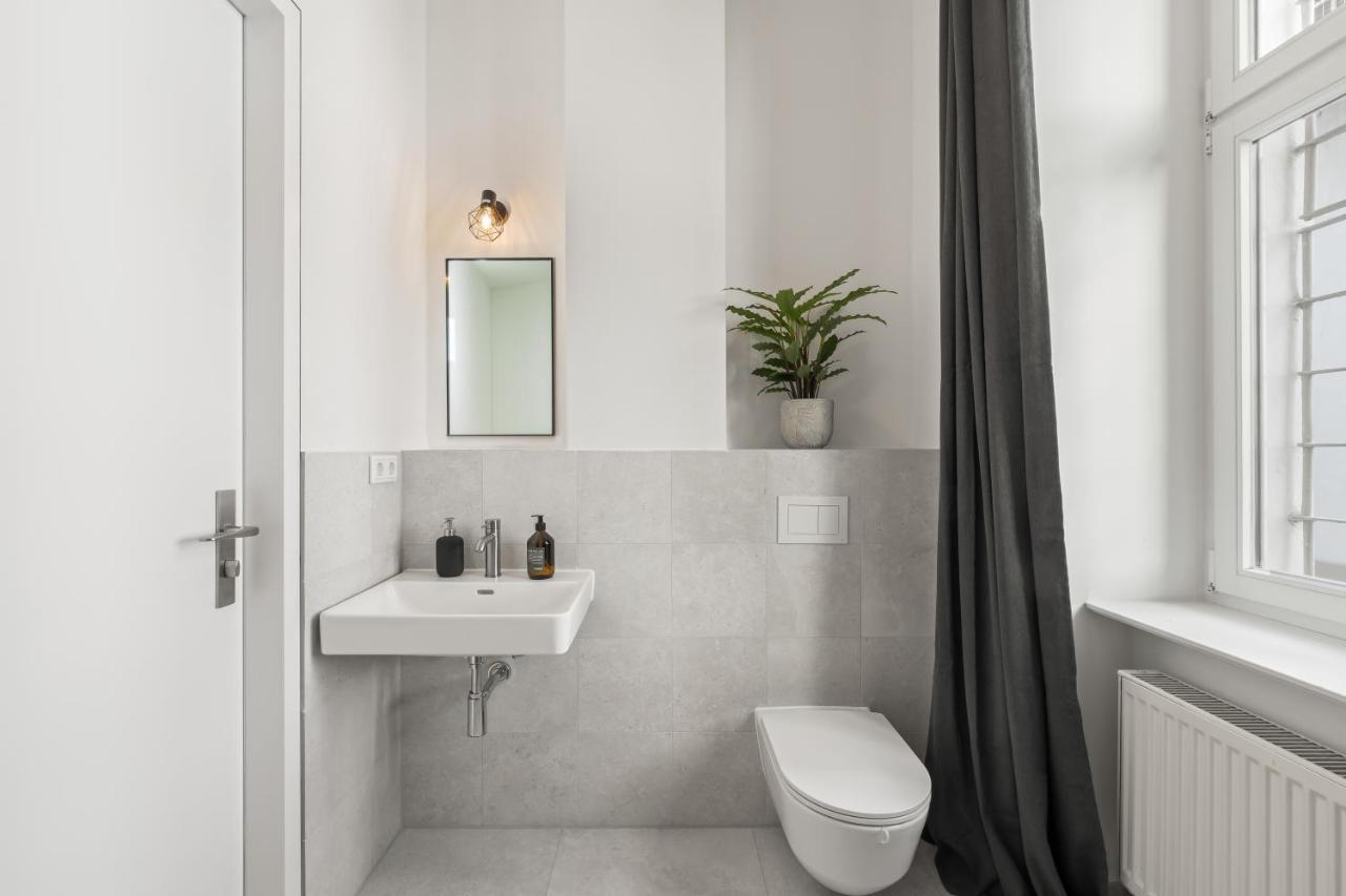 The Strassburger, Stylish 3 Bedroom Apartment In Downtown Berlin Exteriör bild